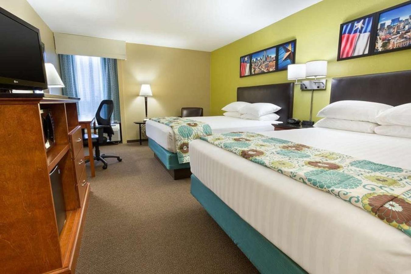 Heritage Inn & Suites The Woodlands, Trademark By Wyndham Exterior foto
